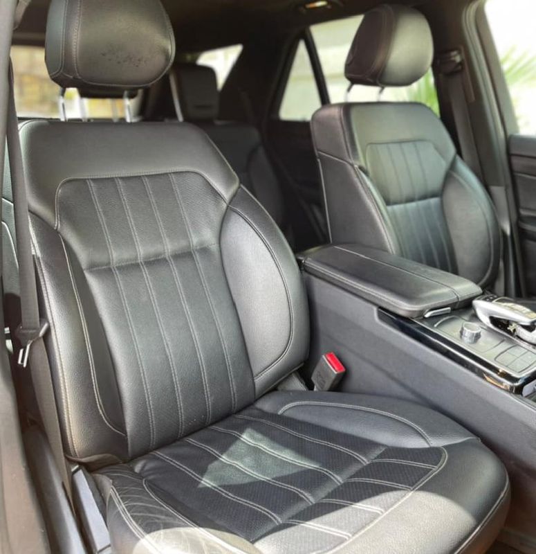 Thumbnail 4 of 2018 Mercedes-Benz GLE-Class